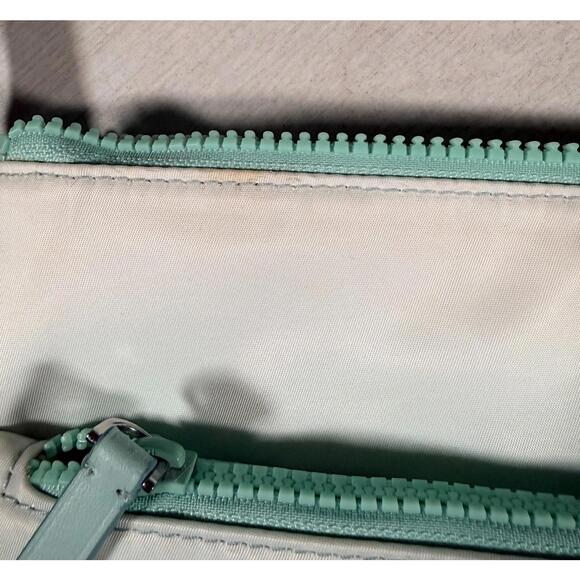 Kate Spade Jae Degrade Ombre Flat Crossbody Fiji Green Nylon - Picture 8 of 9